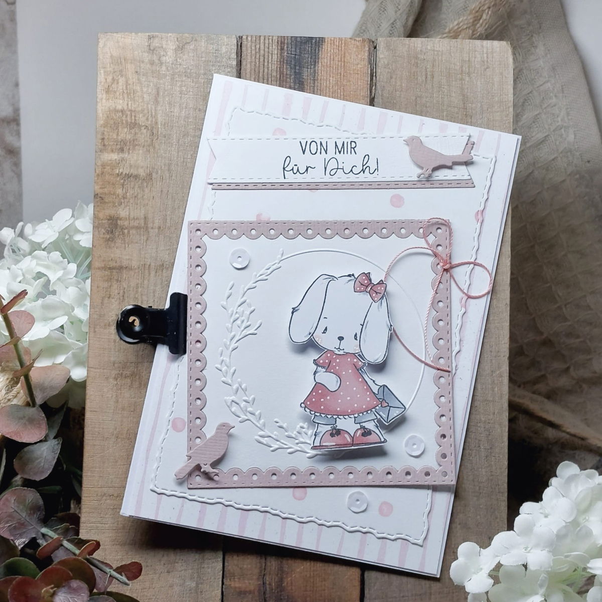 1f1bd2e3-aa2b-4d1c-a52b-acef452fb340-1