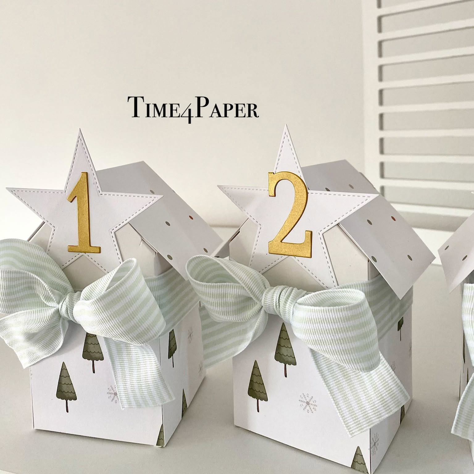 Designpapier - Niedliche Tannenbäume - Doppelseitig bedruckt