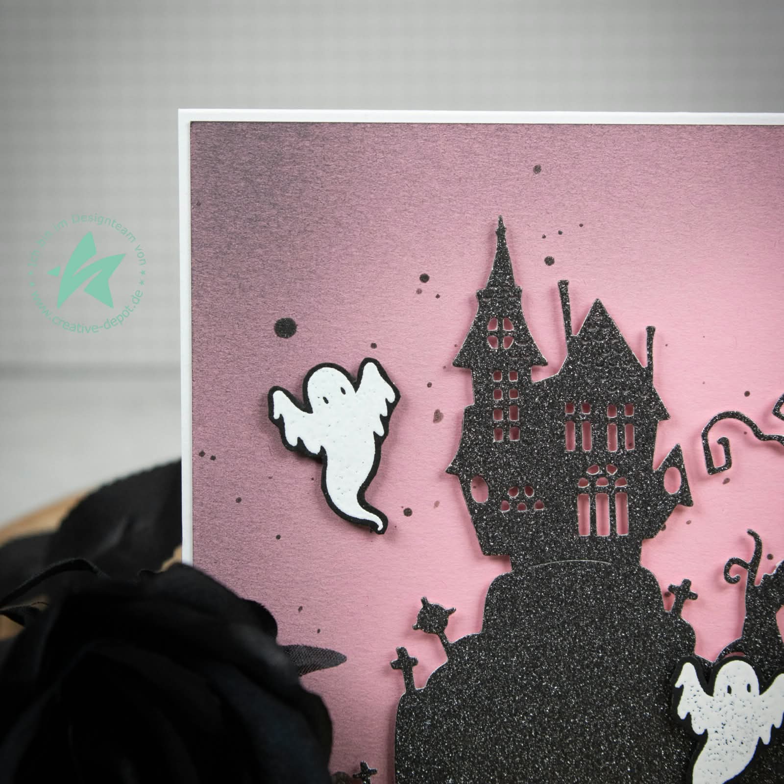 Die - Halloween Geisterhaus