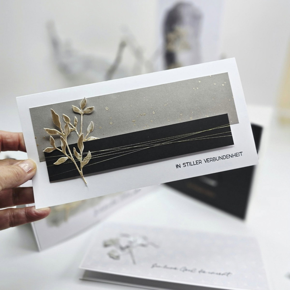 Die – Simple leafy twigs