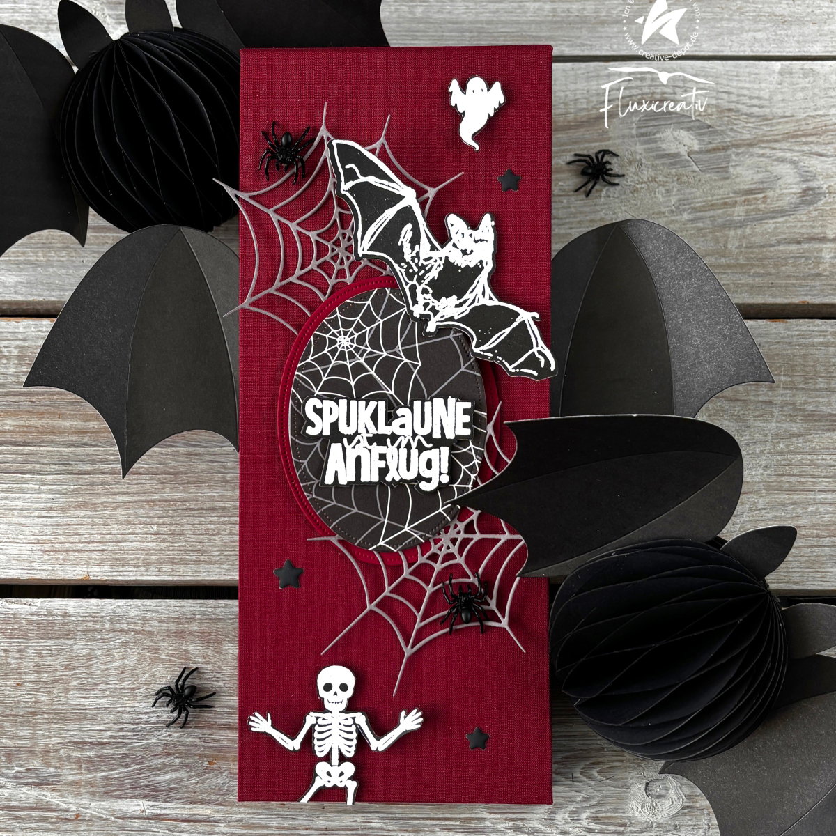 Die – Fold-out card – Bat