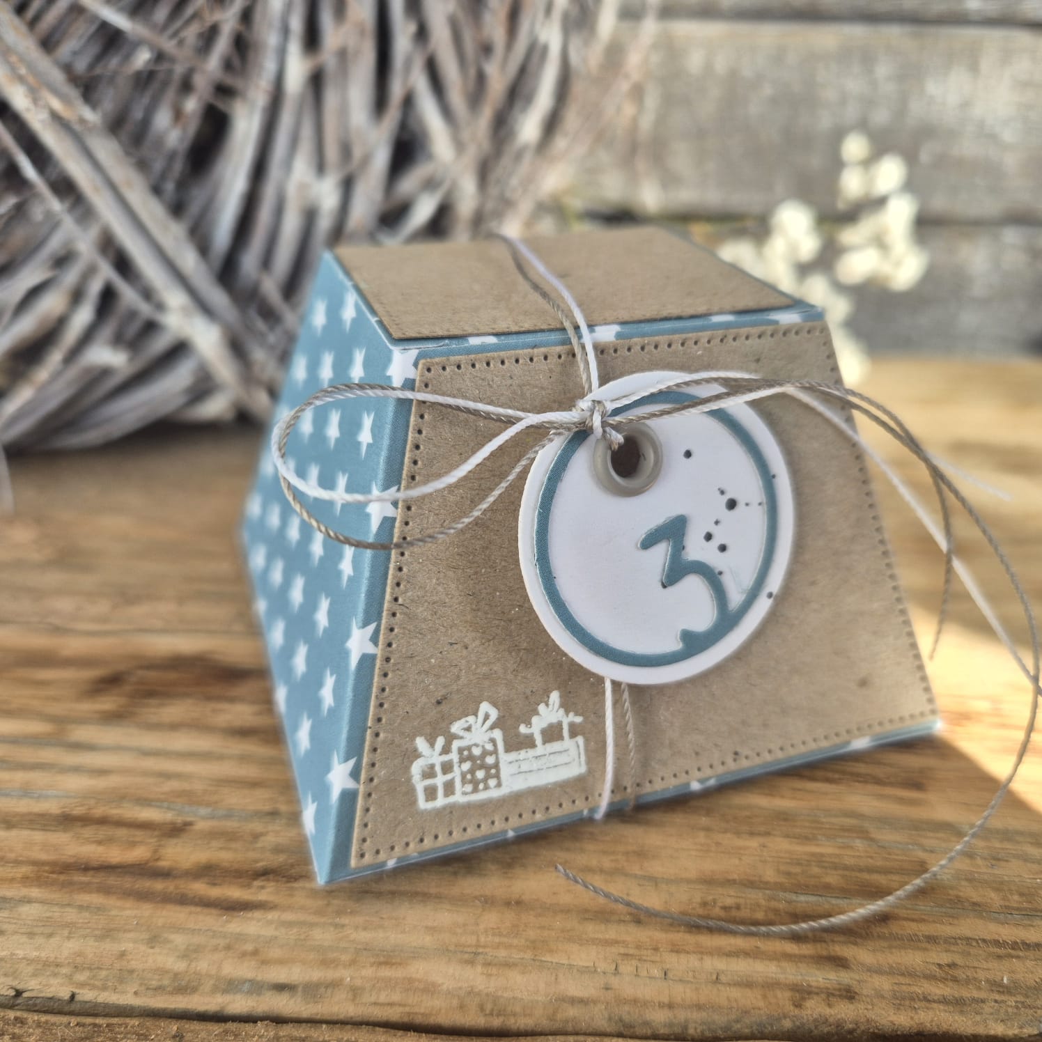 Die - Adventskalenderbox 1