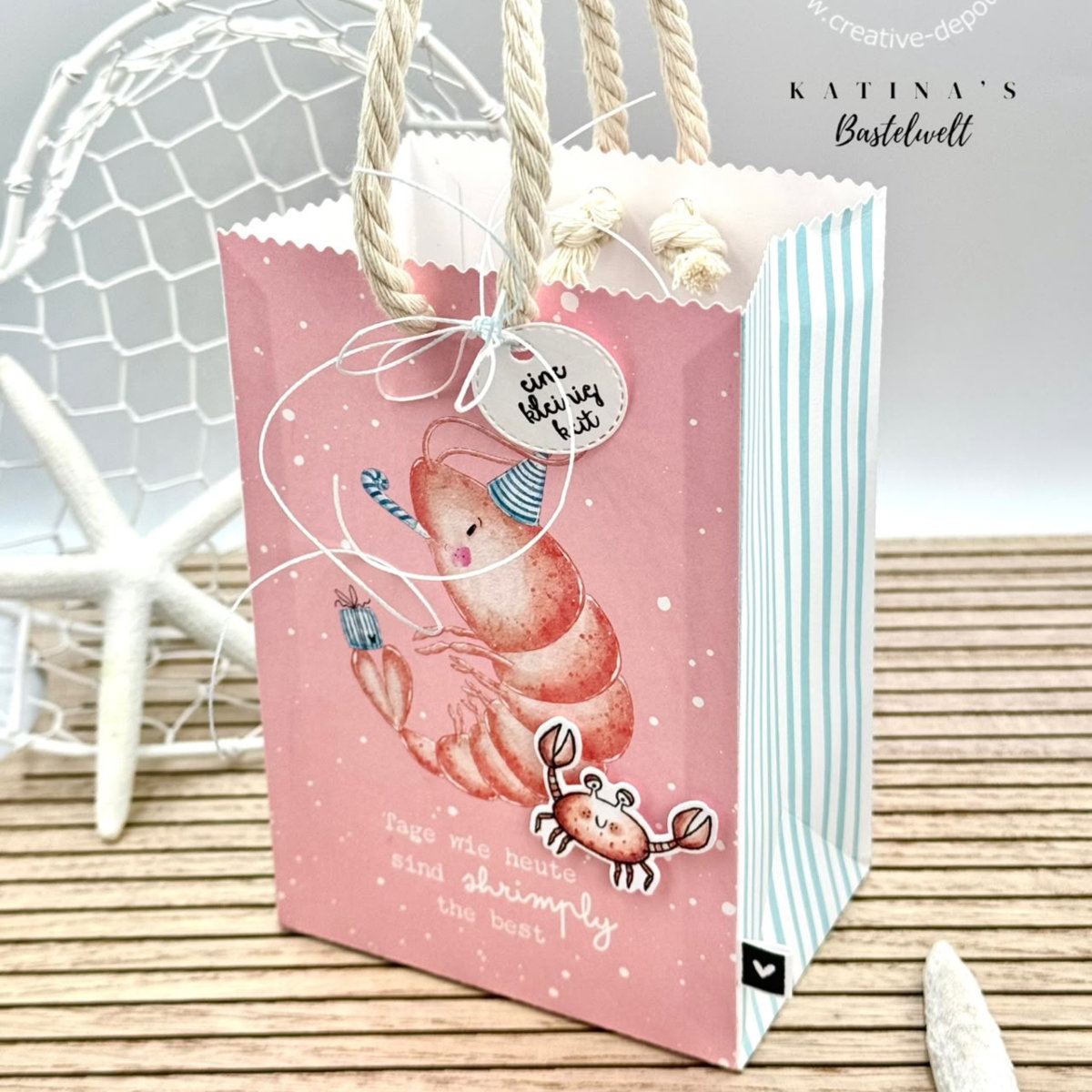 Die - Papiertüte mit Wellenrand