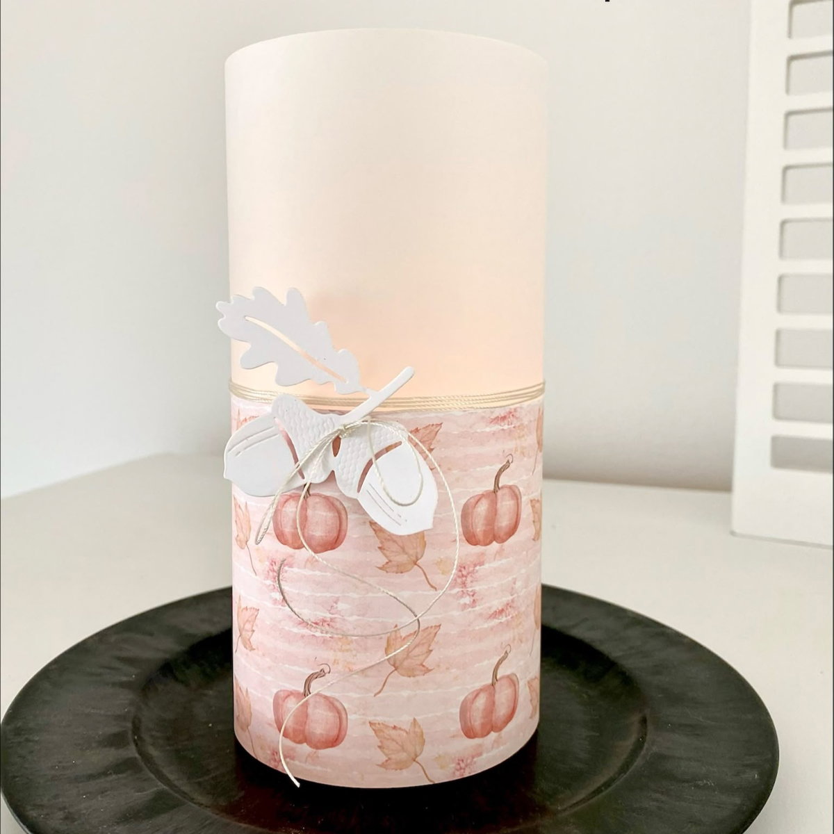 Designer paper – Pastel pumpkins – Printed on both sides